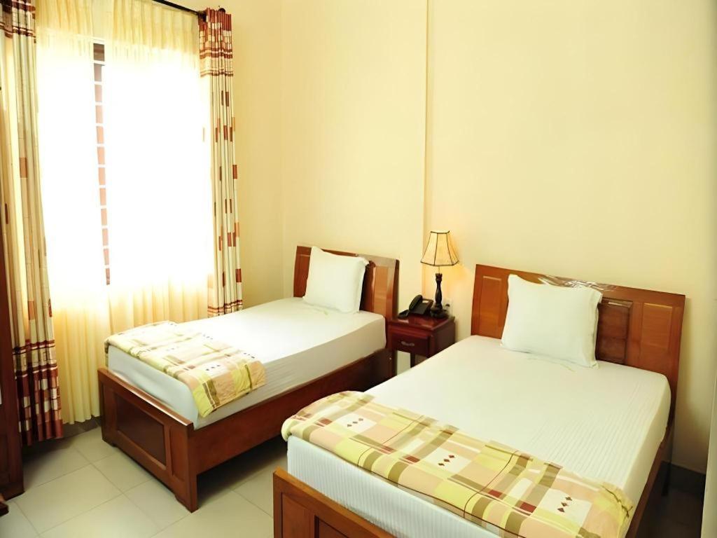 Hong Thang Hotel Hue Zewnętrze zdjęcie