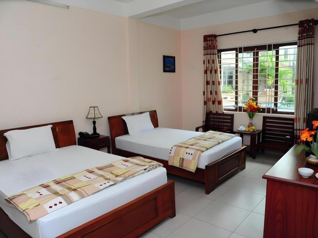 Hong Thang Hotel Hue Zewnętrze zdjęcie
