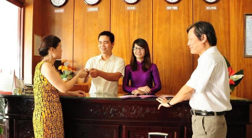 Hong Thang Hotel Hue Zewnętrze zdjęcie